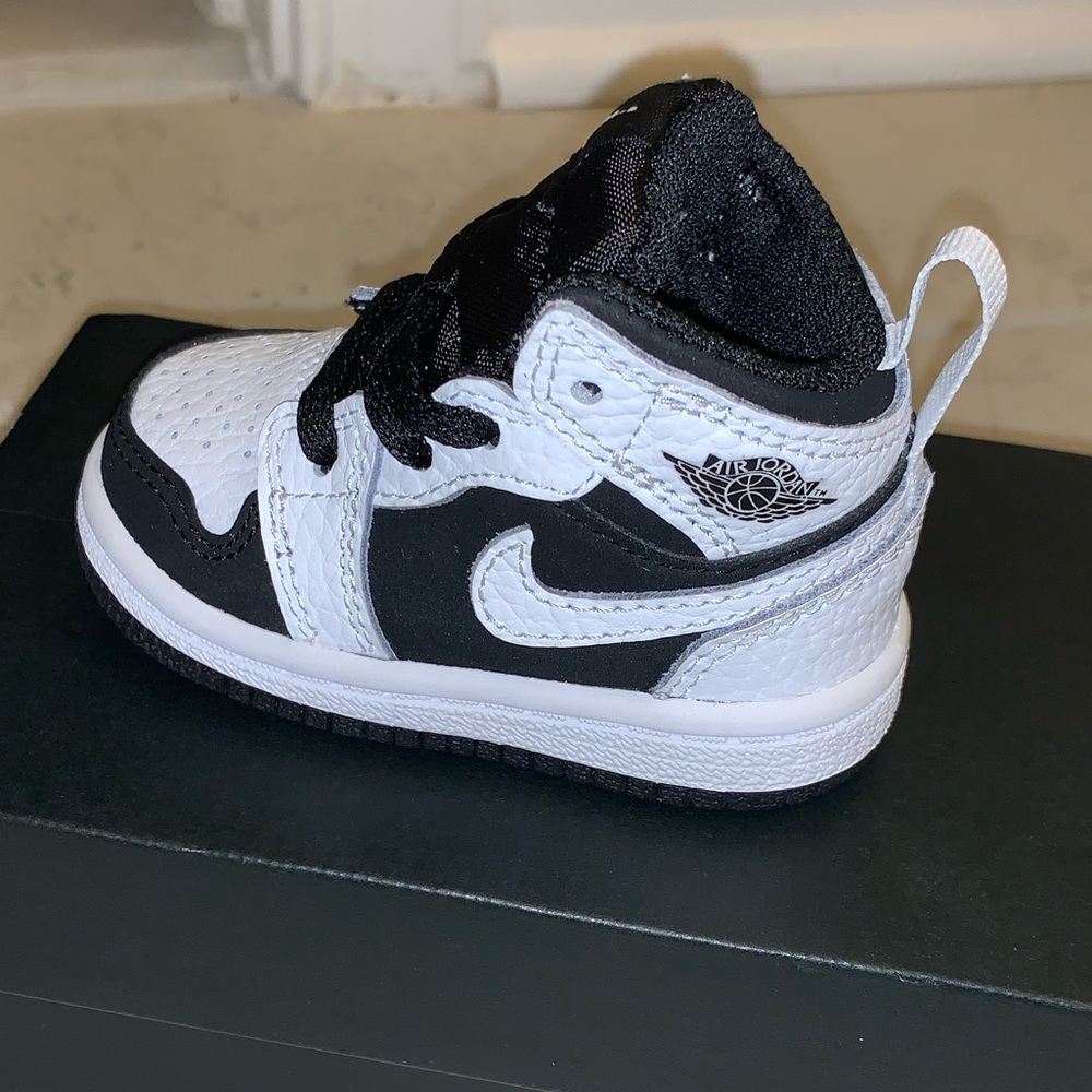 Nike Jordan 1 size 2c